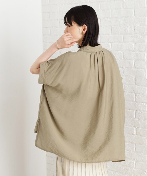 THE SHOP TK (ザ ショップ ティーケー )の「ギャザーボリュームシャツ【洗濯機OK】(シャツ/ブラウス・レディース・ブラウン系その他/カーキ/アイボリー・99)」の8枚目の写真