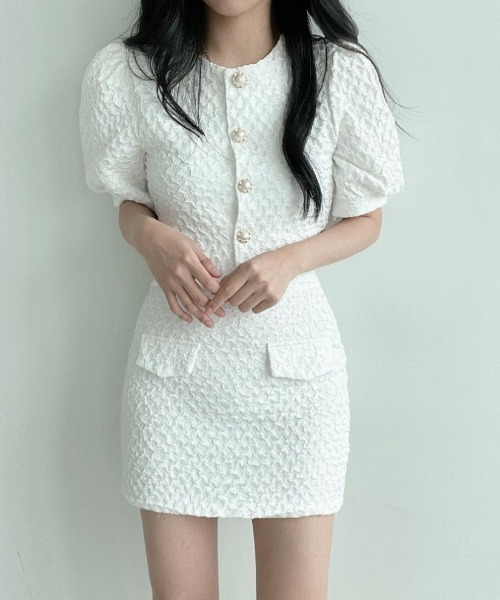 FREE STYLISTS（フリー スタイリスト）の「YUGA_YGMC Volume sleeve jacket + tight skirt set（ワンピース・レディース・ブラック/ホワイト・M/S）」の7枚目の写真