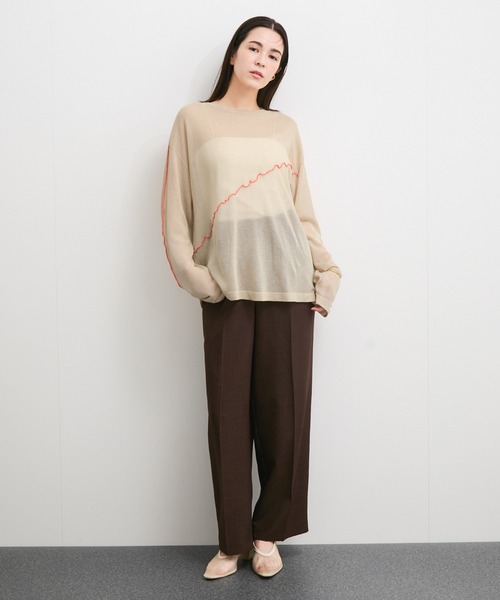 le cercle ADAM ET ROPE'(ルセルクルアダムエロペ)の「アシメメローシアーニット(ニット/セーター・レディース・ブラウン系その他/ライトグレー/キナリ・FREE)」の17枚目の写真