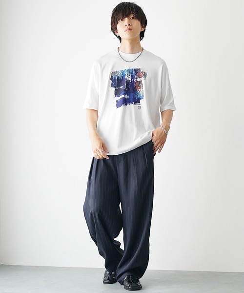 MinoriTY（マイノリティ）の「【MinoriTY】ソフトタッチ×厚手仕立てドルマンシルエットアブストラクトペインティンググラフィックTシャツ 半袖Tシャツ メンズ 夏服（Tシャツ/カットソー・メンズ・スミクロ/オフホワイト・L/M/S）」の10枚目の写真