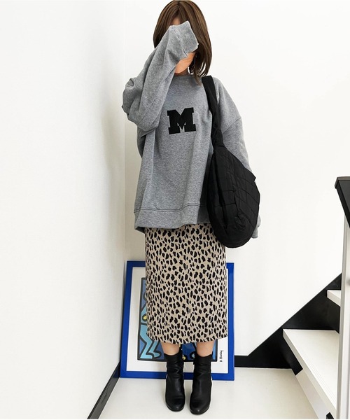 ARCADE(アーケード)の「オーバーサイズ ドロップショルダー 刺繍ロゴ スウェット -ARCADE Limited Line-(スウェット・レディース・ブラック/ホワイト/グレー・FREE)」の13枚目の写真