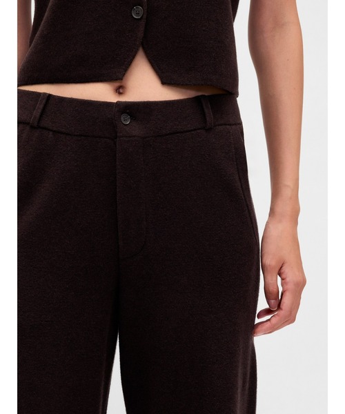 GAP(ギャップ)の「CashSoft カシミヤタッチ ライトウェイト テーラードパンツ(その他パンツ・レディース・ブラウン/ブラック・XS/S/M/L/XXS)」の10枚目の写真