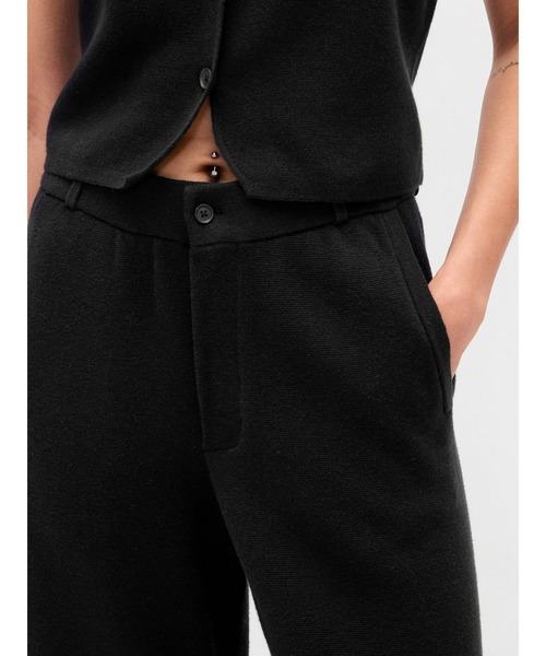 GAP(ギャップ)の「CashSoft カシミヤタッチ ライトウェイト テーラードパンツ(その他パンツ・レディース・ブラウン/ブラック・XS/S/M/L/XXS)」の12枚目の写真