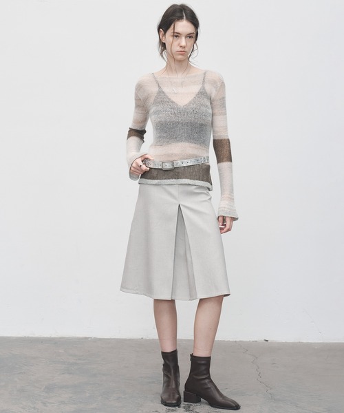 tageechita(タジチタ)の「【tageechita】2WAY タックプリーツ センタープレスミディスカート(スカート・レディース・ブラック/グレイッシュベージュ・S/M/L)」の8枚目の写真