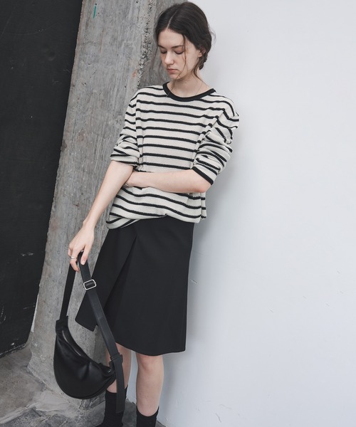 tageechita(タジチタ)の「【tageechita】2WAY タックプリーツ センタープレスミディスカート(スカート・レディース・ブラック/グレイッシュベージュ・S/M/L)」の22枚目の写真