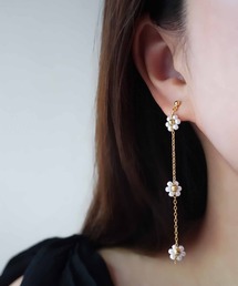 saran jewelry /3つのお花 ロングチェーン ピアス
