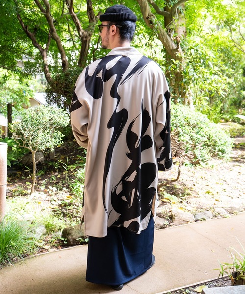 カヤ(カヤ)の「【カヤ】福字画 着物メンズ羽織(カーディガン/ボレロ・メンズ・スミクロ/ベージュ/ダークネイビー・FREE)」の15枚目の写真
