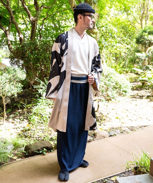 カヤ(カヤ)の「【カヤ】福字画 着物メンズ羽織(カーディガン/ボレロ・メンズ・スミクロ/ベージュ/ダークネイビー・FREE)」の8枚目の写真