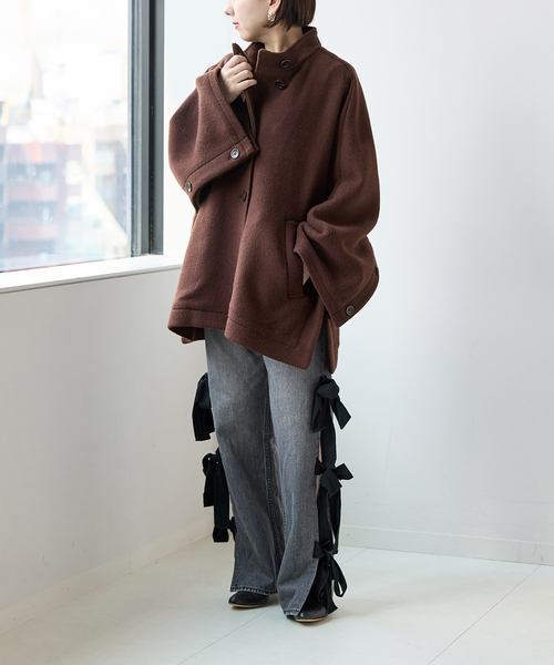 Bonum(ボナム)の「MUFFLER PONCHO コート(ポンチョ・レディース・ブラウン・FREE)」の4枚目の写真