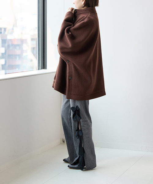 Bonum(ボナム)の「MUFFLER PONCHO コート(ポンチョ・レディース・ブラウン・FREE)」の5枚目の写真