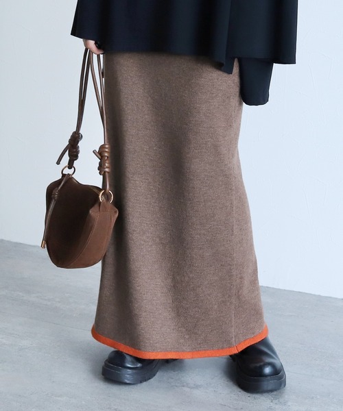 reca（レカ）の「配色ラインニットスカート（スカート・レディース・ブラック/グレー/モカ・M）」の4枚目の写真