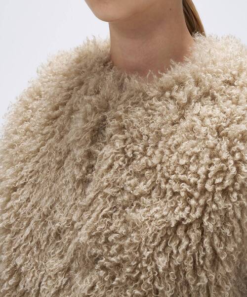 cloenc（クロエンス）の「【手洗い可】フェイクファージレ（ベスト・レディース・ナチュラル/ブラウン系・01/02）」の9枚目の写真