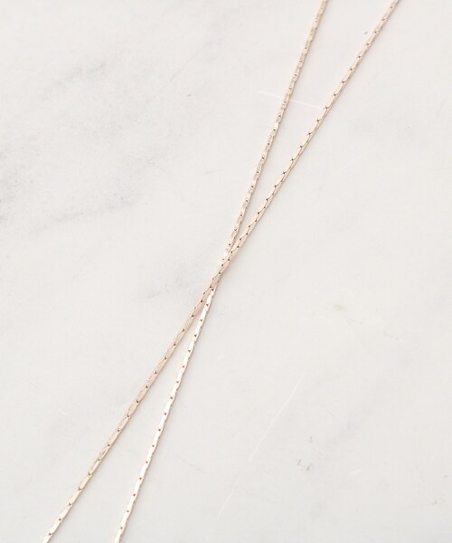 SHOO・LA・RUE（シューラルー）の「パール調ループタイネックレス（ネックレス・レディース・ピンクゴールド/ゴールド/シルバー・00）」の7枚目の写真