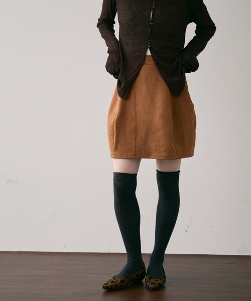 Trish（トリッシュ）の「スエードライクコクーンスカート（スカート・レディース・キャメル/ボルドー/カーキ・MEDIUM）」の3枚目の写真