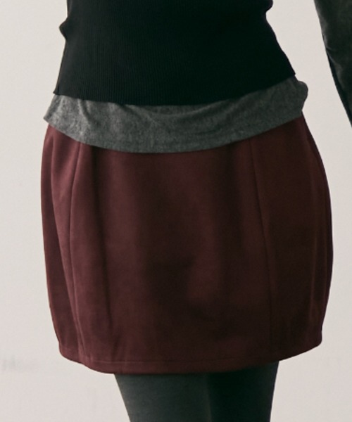 Trish（トリッシュ）の「スエードライクコクーンスカート（スカート・レディース・キャメル/ボルドー/カーキ・MEDIUM）」の4枚目の写真
