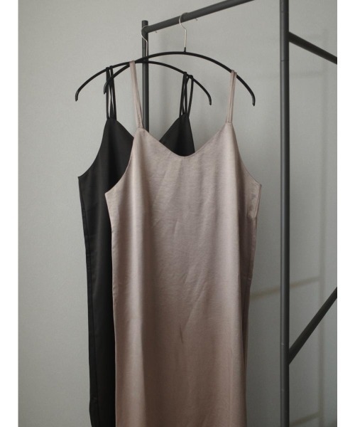 amel（エイメル）の「ダブルストラップキャミドレス / ブラック（ワンピース・レディース・ブラック・FREE）」の7枚目の写真