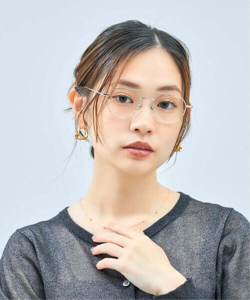 Zoff(ゾフ)の「【黒石奈央子さん コラボ】 Zoff|Naoko Kuroishi ウェリントン型 メガネ|ツーブリッジ メタル 眼鏡 伊達めがね 度付き(レンズ交換券付) ユニセックス おしゃれ(メガネ・レディース・ゴールド/ゴールド系その他/シルバー・FREE)」の1枚目の写真