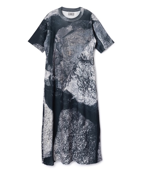 NON TOKYO（ノントーキョー）の「PRINT RIB HALF SLEEVE ONE-PIECE（ワンピース・レディース・ブラック×グレー/グリーン系/マルチ・2/1）」の4枚目の写真
