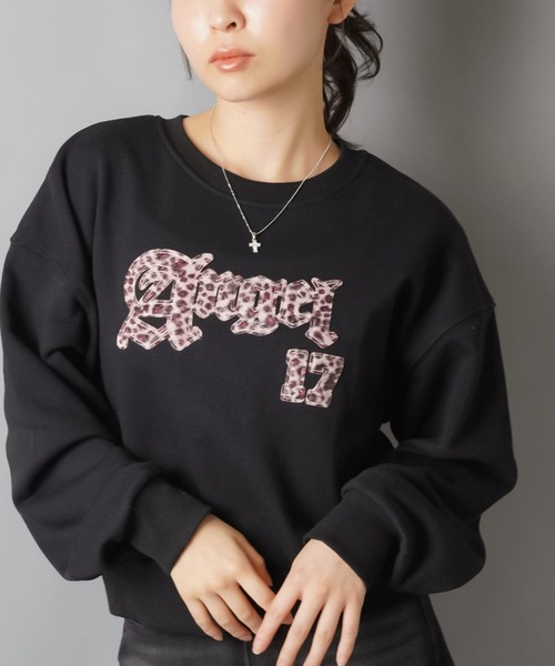 SPINNS（スピンズ）の「裏毛スウェット/ヒョウ柄貼り付けロゴ/レオパード（スウェット・レディース・ネイビー/ピンク/ブラック/杢グレー・ONESIZE）」の6枚目の写真