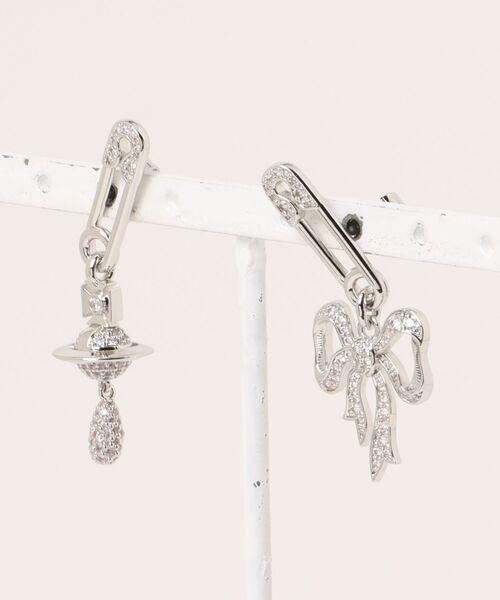 Vivienne Westwood（ヴィヴィアンウエストウッド）の「LILITH EARRINGS