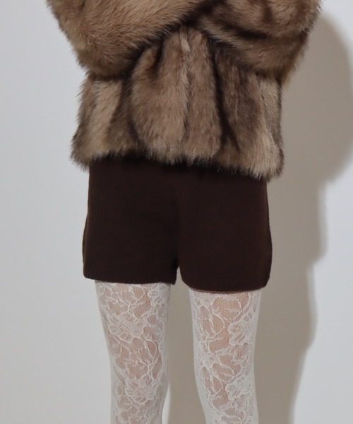ROGER AND RAW(ロジャーアンドロウ)の「ハイゲージニットショートパンツ(その他パンツ・レディース・グレー/ブラウン/ブラック・FREE)」の10枚目の写真