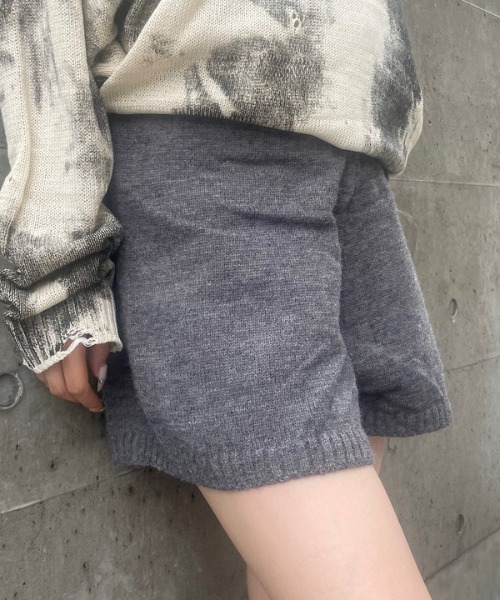 ROGER AND RAW(ロジャーアンドロウ)の「ハイゲージニットショートパンツ(その他パンツ・レディース・グレー/ブラウン/ブラック・FREE)」の13枚目の写真