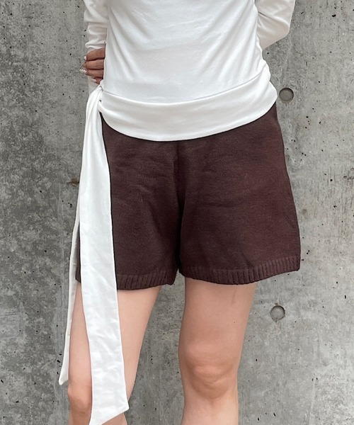 ROGER AND RAW(ロジャーアンドロウ)の「ハイゲージニットショートパンツ(その他パンツ・レディース・グレー/ブラウン/ブラック・FREE)」の19枚目の写真