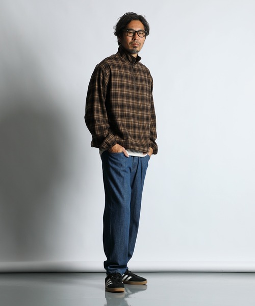 The DUFFER of ST.GEORGE（ザダファーオブセントジョージ）の「STAND COLLAR PO CHECK SHIRTS：スタンドカラー プルオーバーシャツ シャツアウター（シャツ/ブラウス・メンズ・ブラウン/ネイビー・X-LARGE/LARGE/MEDIUM）」の4枚目の写真