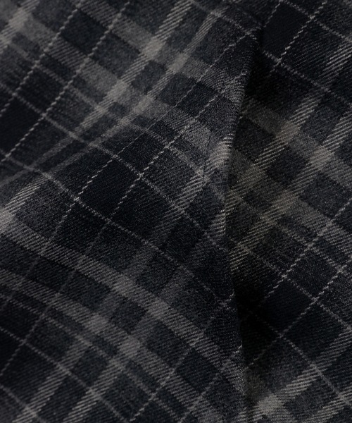 The DUFFER of ST.GEORGE（ザダファーオブセントジョージ）の「STAND COLLAR PO CHECK SHIRTS：スタンドカラー プルオーバーシャツ シャツアウター（シャツ/ブラウス・メンズ・ブラウン/ネイビー・X-LARGE/LARGE/MEDIUM）」の14枚目の写真