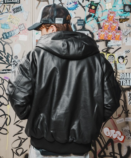 improves（インプローブス）の「PUレザー フードブルゾン（パーカー・メンズ・ブラック・X-LARGE/LARGE/MEDIUM/SMALL）」の4枚目の写真