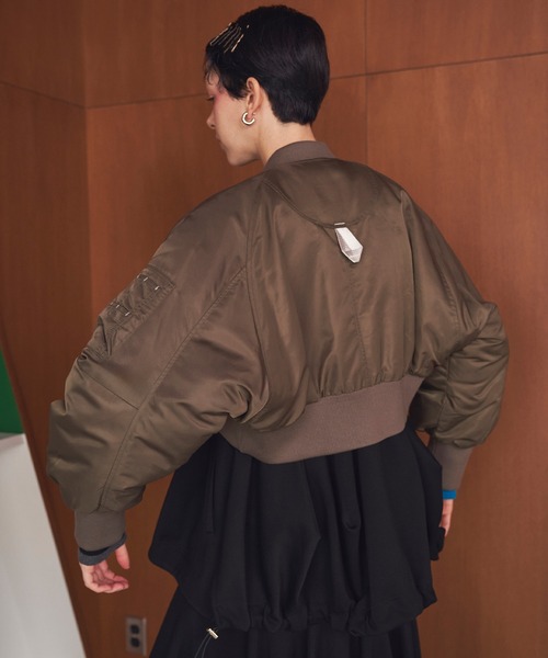 VOLUME SLEEVE SHORT MA-1（MA-1）｜OMMO（オーエムエムオー）の