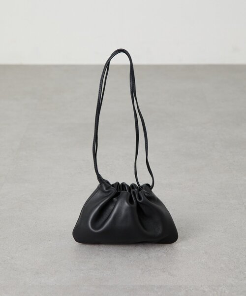 NOTHING WRITTEN 巾着レザーバッグ　ブラック NOTHING WRITTEN》レザーミニ巾着バッグ（ハンドバッグ）｜BEARDSLEY