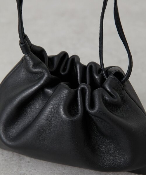 NOTHING WRITTEN》レザーミニ巾着バッグ（ハンドバッグ）｜BEARDSLEY