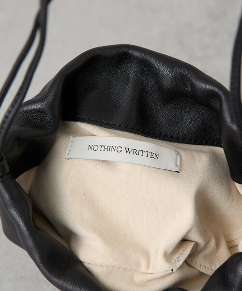 NOTHING WRITTEN》レザーミニ巾着バッグ（ハンドバッグ）｜BEARDSLEY