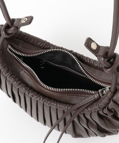 Demi-Luxe BEAMS（デミルクス ビームス）の「BOGKI / リブル クロス ボディ バッグ（ショルダーバッグ・レディース・ブラック/ブラウン・ONE SIZE）」の18枚目の写真