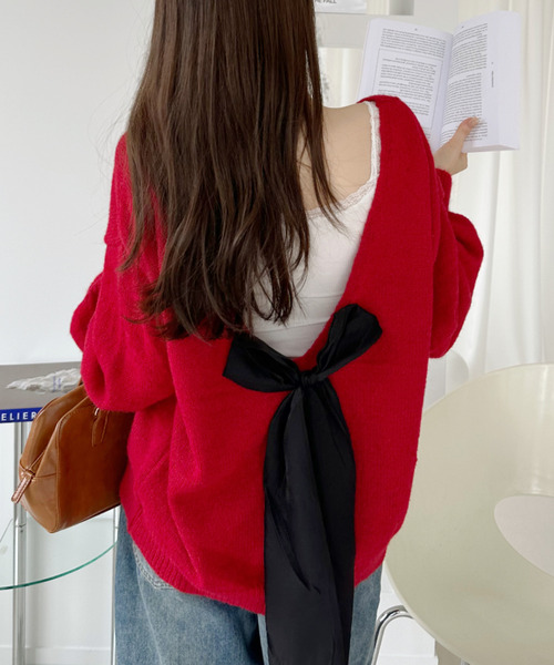 Ada.(エイダ)の「バックリボン オープンニット トップス(ニット/セーター・レディース・グレー/レッド・FREE)」の6枚目の写真