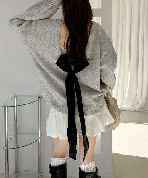 Ada.(エイダ)の「バックリボン オープンニット トップス(ニット/セーター・レディース・グレー/レッド・FREE)」の8枚目の写真