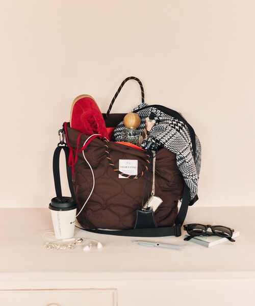 KiU(キウ)の「KiU×FREAK'S STORE/キウ×フリークスストア 別注 PADDED DAY TOTE BAG パデット デイトート バッグ 撥水(ショルダーバッグ・レディース・オレンジ/ブラウン/レオパード/ブラック・ONE SIZE)」の12枚目の写真