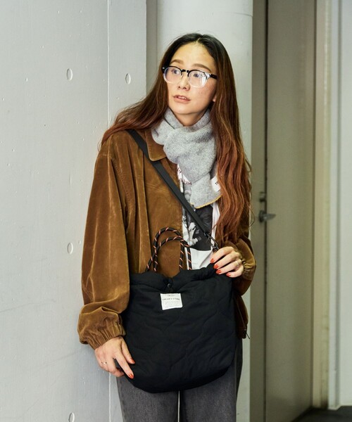 KiU(キウ)の「KiU×FREAK'S STORE/キウ×フリークスストア 別注 PADDED DAY TOTE BAG パデット デイトート バッグ 撥水(ショルダーバッグ・レディース・オレンジ/ブラウン/レオパード/ブラック・ONE SIZE)」の18枚目の写真