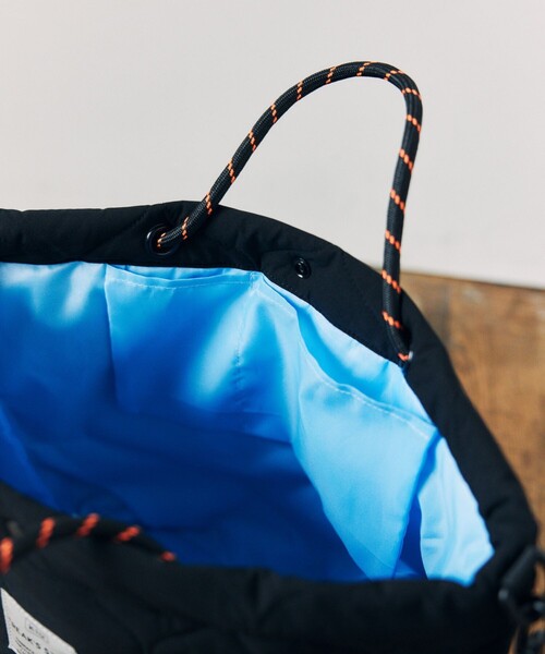 KiU（キウ）の「KiU×FREAK'S STORE/キウ×フリークスストア 別注 PADDED DAY TOTE BAG パデット デイトート バッグ 撥水（ショルダーバッグ・メンズ・オレンジ/ブラウン/レオパード/ブラック・ONE SIZE）」の21枚目の写真