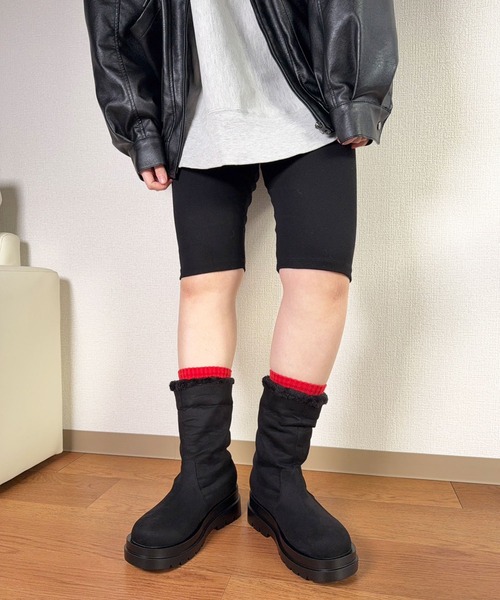 lus.(ラスドット)の「lus. 晴雨兼用 撥水・防水仕様 折り返しファーブーツ(ブーツ・レディース・ブラック/ベージュ・M/L/LL/S)」の9枚目の写真