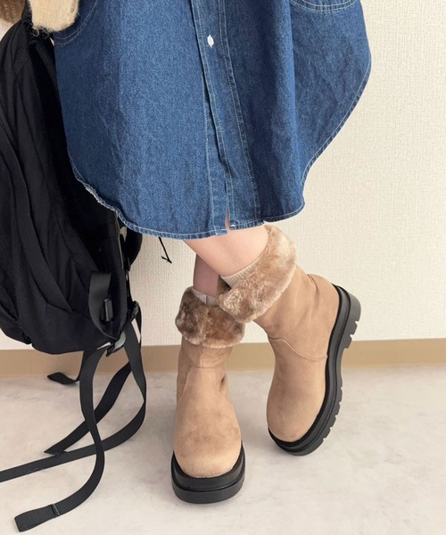 lus.(ラスドット)の「lus. 晴雨兼用 撥水・防水仕様 折り返しファーブーツ(ブーツ・レディース・ブラック/ベージュ・M/L/LL/S)」の16枚目の写真