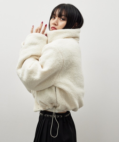 HANNE（アン）の「リバーシブルパディングショートコート（ダウンジャケット/コート・レディース・ブラック/グレー・FREE）」の16枚目の写真