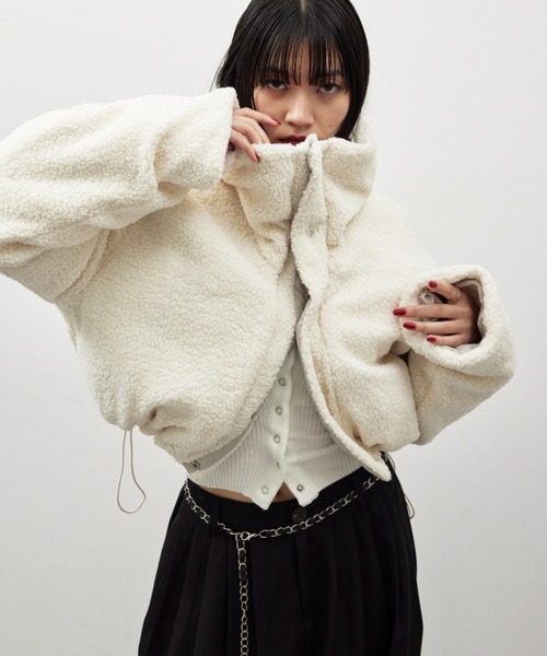 HANNE（アン）の「リバーシブルパディングショートコート（ダウンジャケット/コート・レディース・ブラック/グレー・FREE）」の19枚目の写真