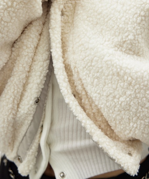 HANNE（アン）の「リバーシブルパディングショートコート（ダウンジャケット/コート・レディース・ブラック/グレー・FREE）」の22枚目の写真