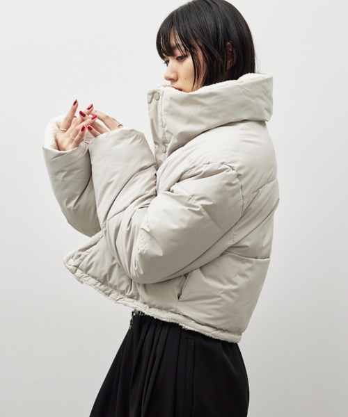 HANNE（アン）の「リバーシブルパディングショートコート（ダウンジャケット/コート・レディース・ブラック/グレー・FREE）」の5枚目の写真