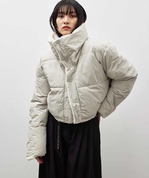 HANNE（アン）の「リバーシブルパディングショートコート（ダウンジャケット/コート・レディース・ブラック/グレー・FREE）」の7枚目の写真