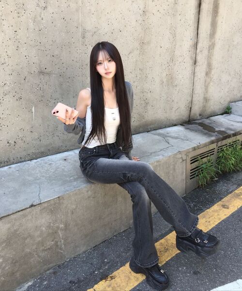 KHAKIPOINT（カーキポイント）の「Basic Bootcut Jeans (black)（デニムパンツ・レディース・その他・MEDIUM/LARGE/SMALL）」の5枚目の写真