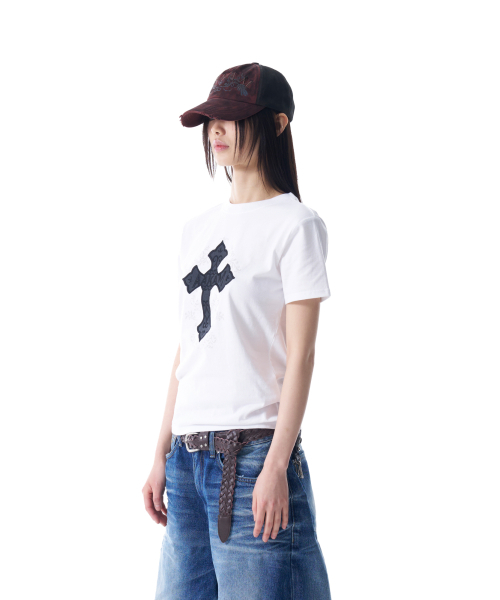 AAKAM（アーカム）の「AKM CROS2 ハーフトップ（ホワイト）（Tシャツ/カットソー・レディース・その他・2/1）」の2枚目の写真