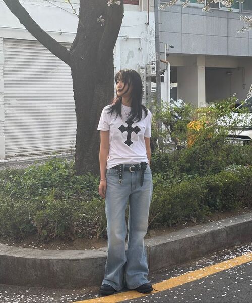 AAKAM（アーカム）の「AKM CROS2 ハーフトップ（ホワイト）（Tシャツ/カットソー・レディース・その他・2/1）」の17枚目の写真